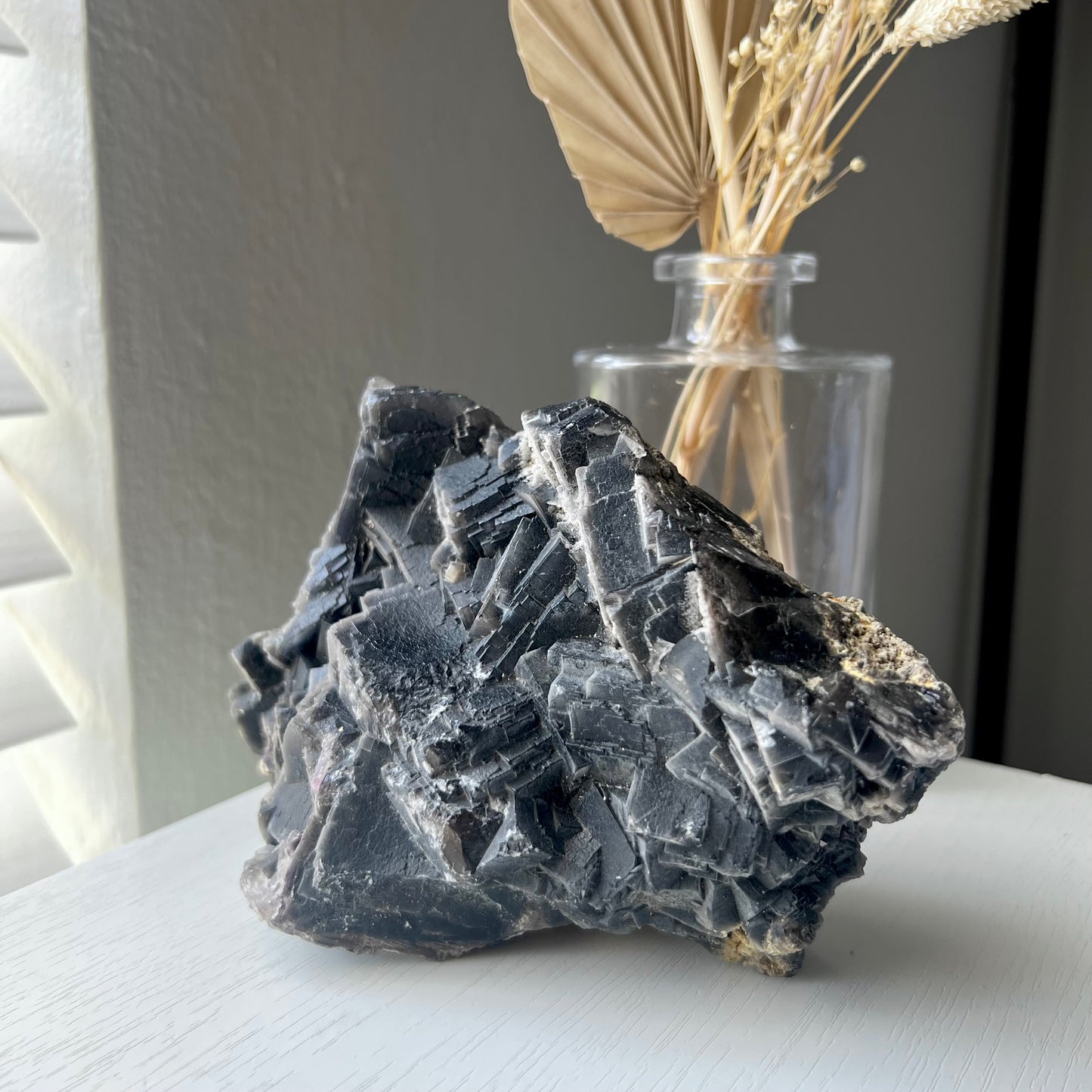 BLACK FLUORITE SPECIMEN