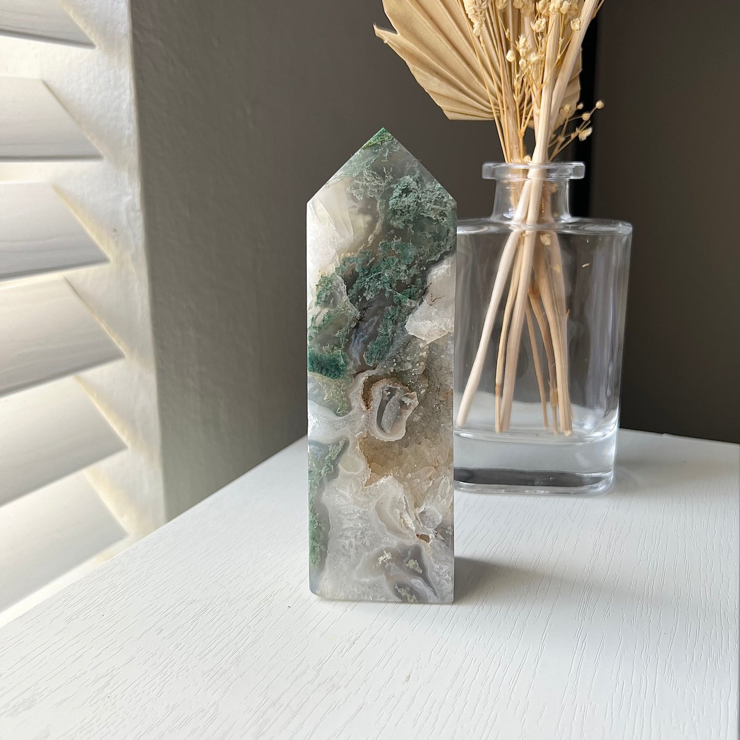 MOSS AGATE TOWER