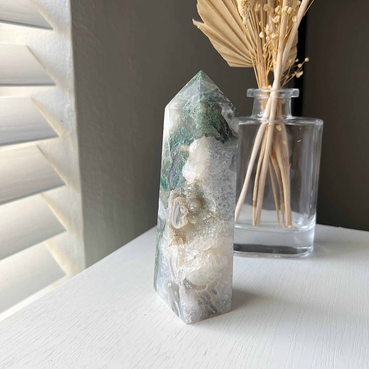 MOSS AGATE TOWER